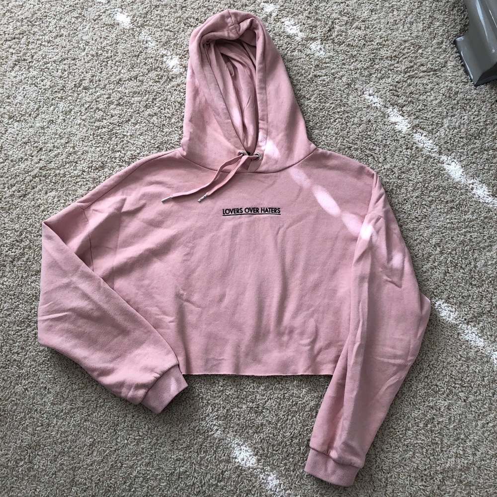 Cropped pink hoodie